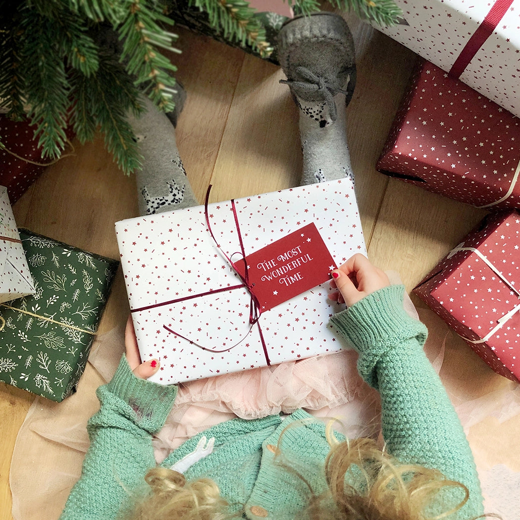 Christmas Gift Wrapping Paper Set with Gift Tags White Paper Red Stars Eco Friendly Recyclable