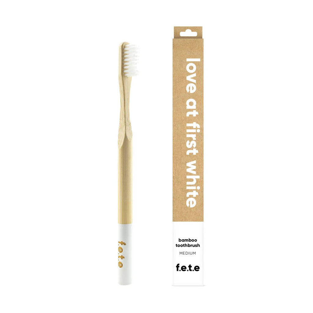 f.e.t.e Medium Bamboo toothbrush adult in Love at first white